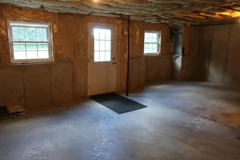 17 Silver Drift Trail Hampden ME 04444