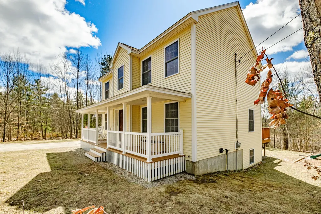 55 Emery Road Standish ME 04084