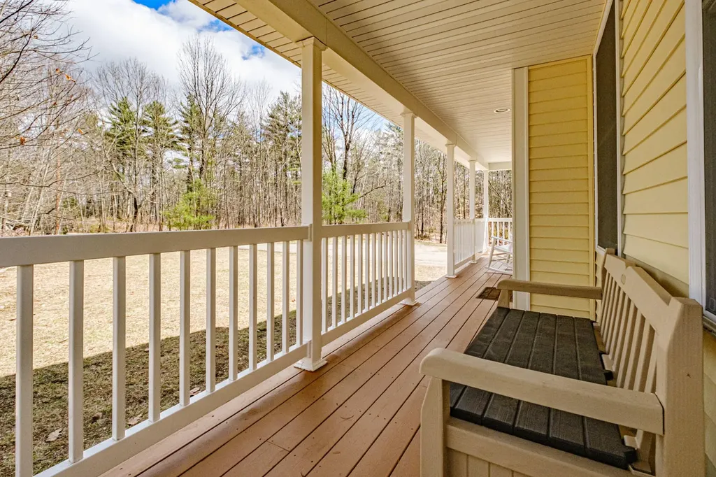 55 Emery Road Standish ME 04084