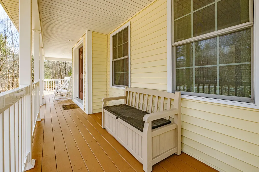 55 Emery Road Standish ME 04084