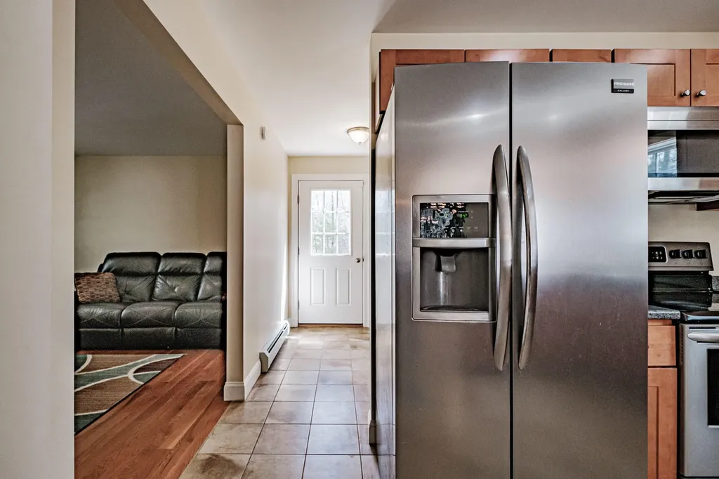 55 Emery Road Standish ME 04084