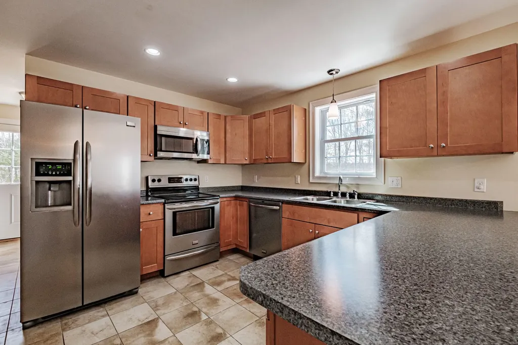 55 Emery Road Standish ME 04084