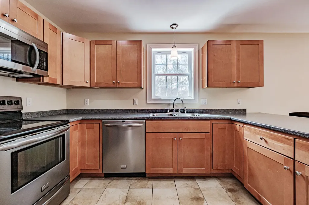 55 Emery Road Standish ME 04084