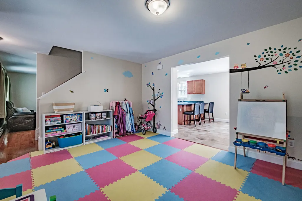 55 Emery Road Standish ME 04084
