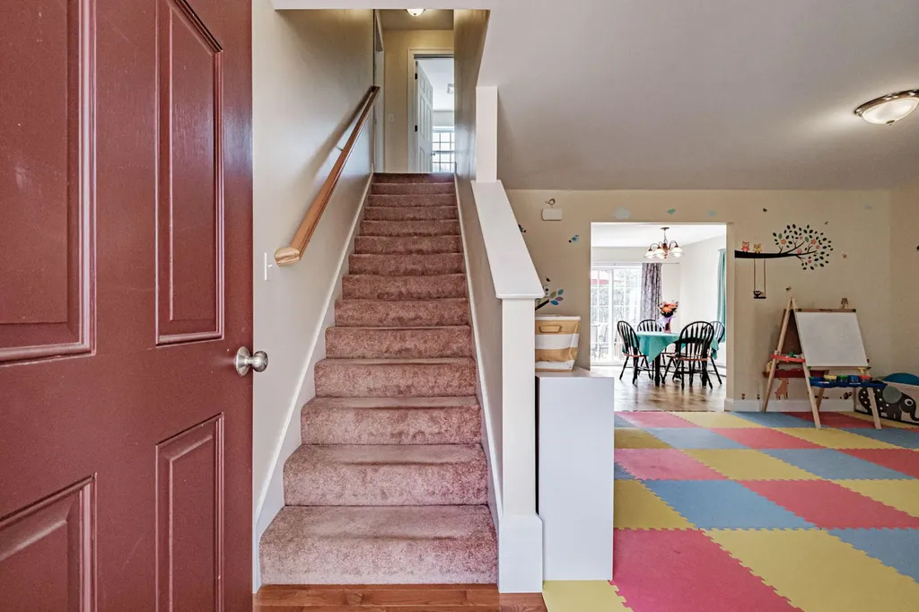 55 Emery Road Standish ME 04084