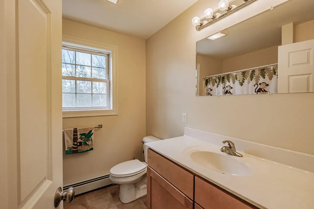 55 Emery Road Standish ME 04084
