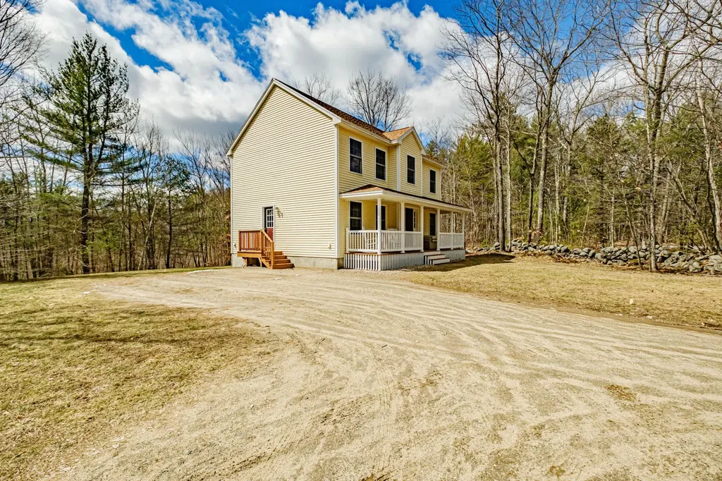 55 Emery Road Standish ME 04084