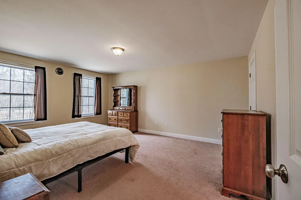 55 Emery Road Standish ME 04084