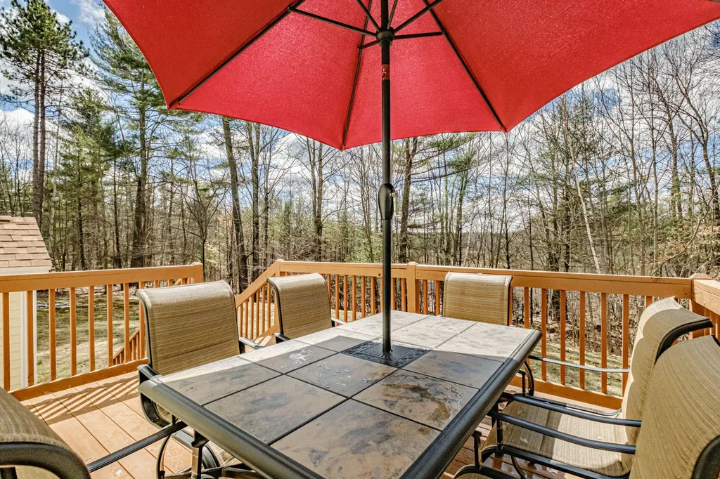 55 Emery Road Standish ME 04084