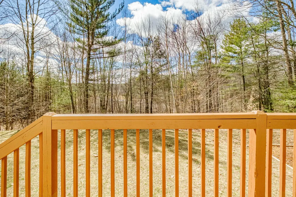 55 Emery Road Standish ME 04084