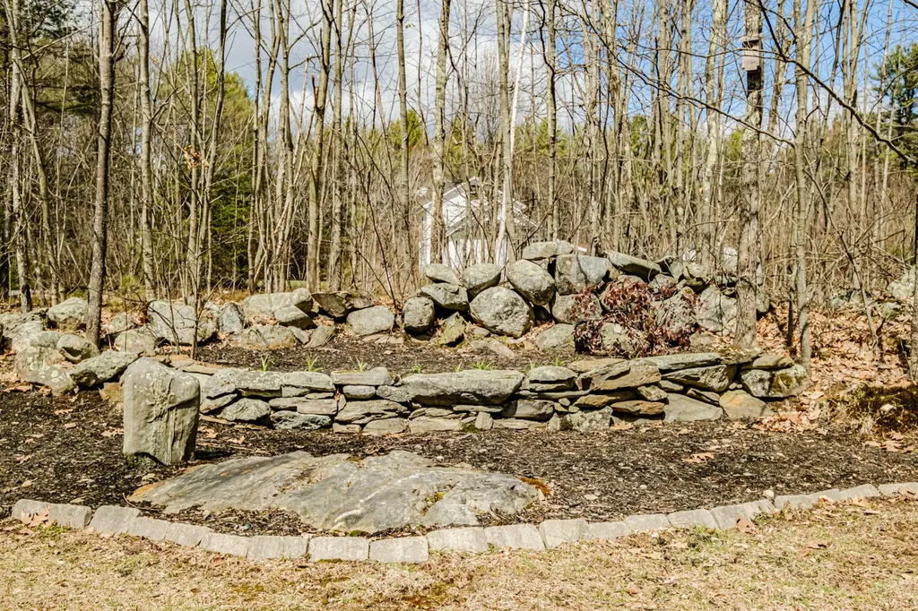 55 Emery Road Standish ME 04084