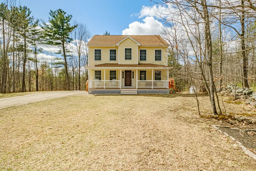 55 Emery Road Standish ME 04084