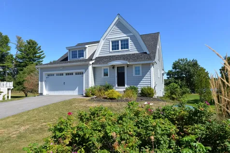 5 Cottage Way Kittery ME 03904