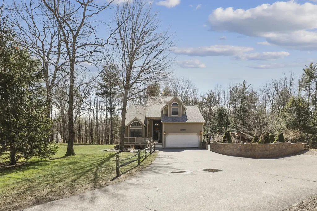 160 High Street Kennebunk ME 04043