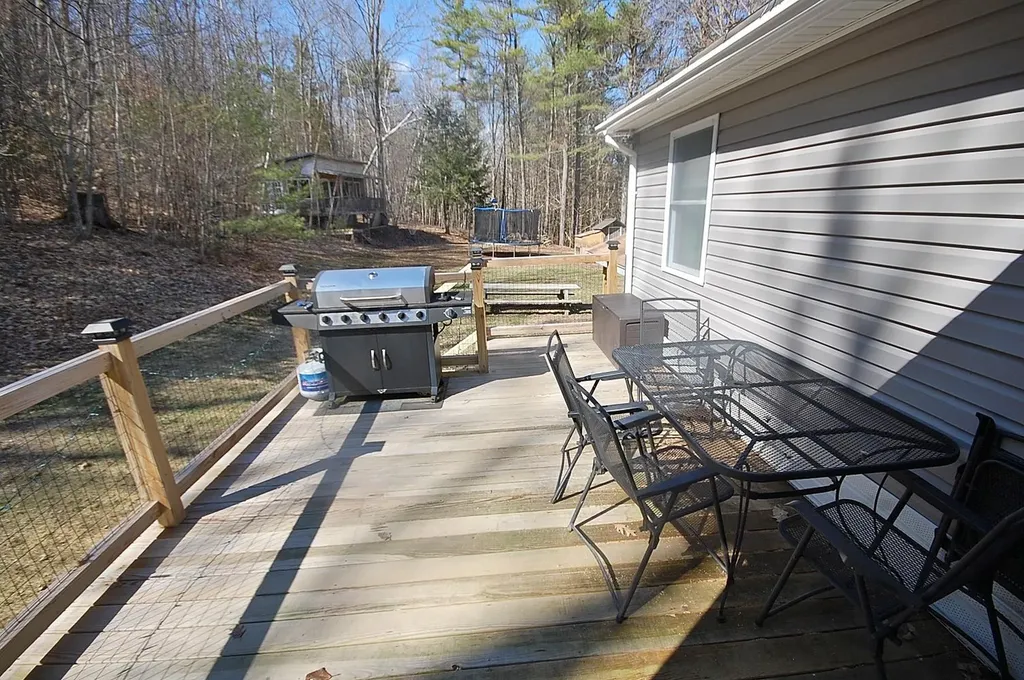 429 Quaker Ridge Road Casco ME 04015
