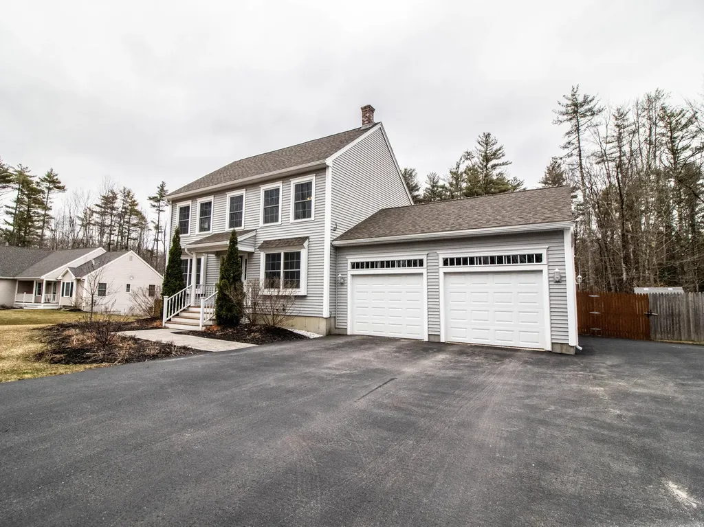 23 Crossing Brook Drive Buxton ME 04093