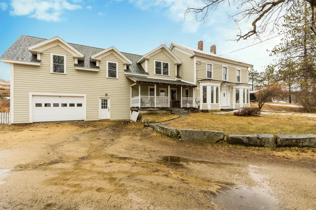 535 Dickvale Road Peru ME 04290