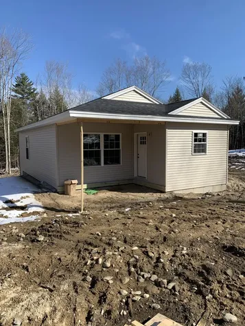 33 Dyer Lane Limerick ME 04048