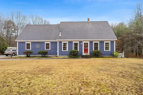 12 Gulliver Drive Sanford ME 04073