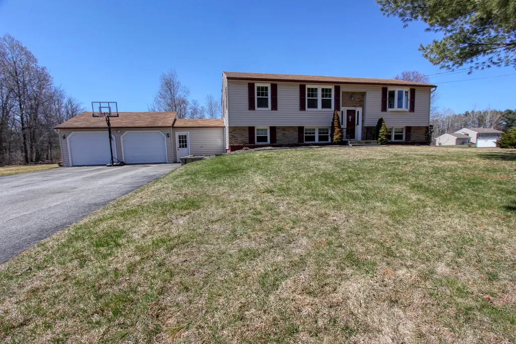 1137 Hotel Road Auburn ME 04210
