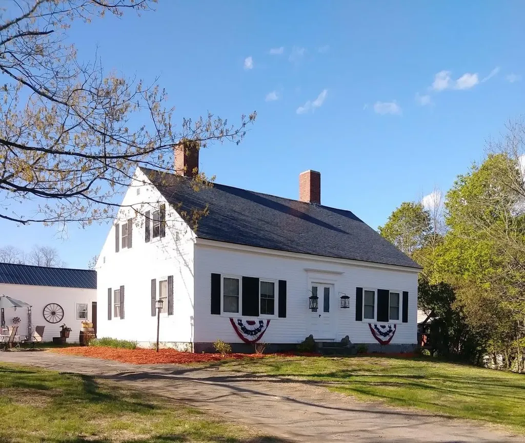 11 High Street Brownville ME 04414