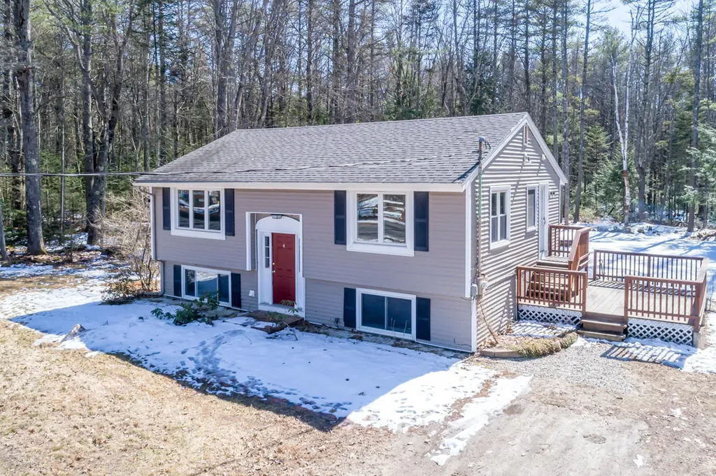 150 Elmwood Road Pownal ME 04069