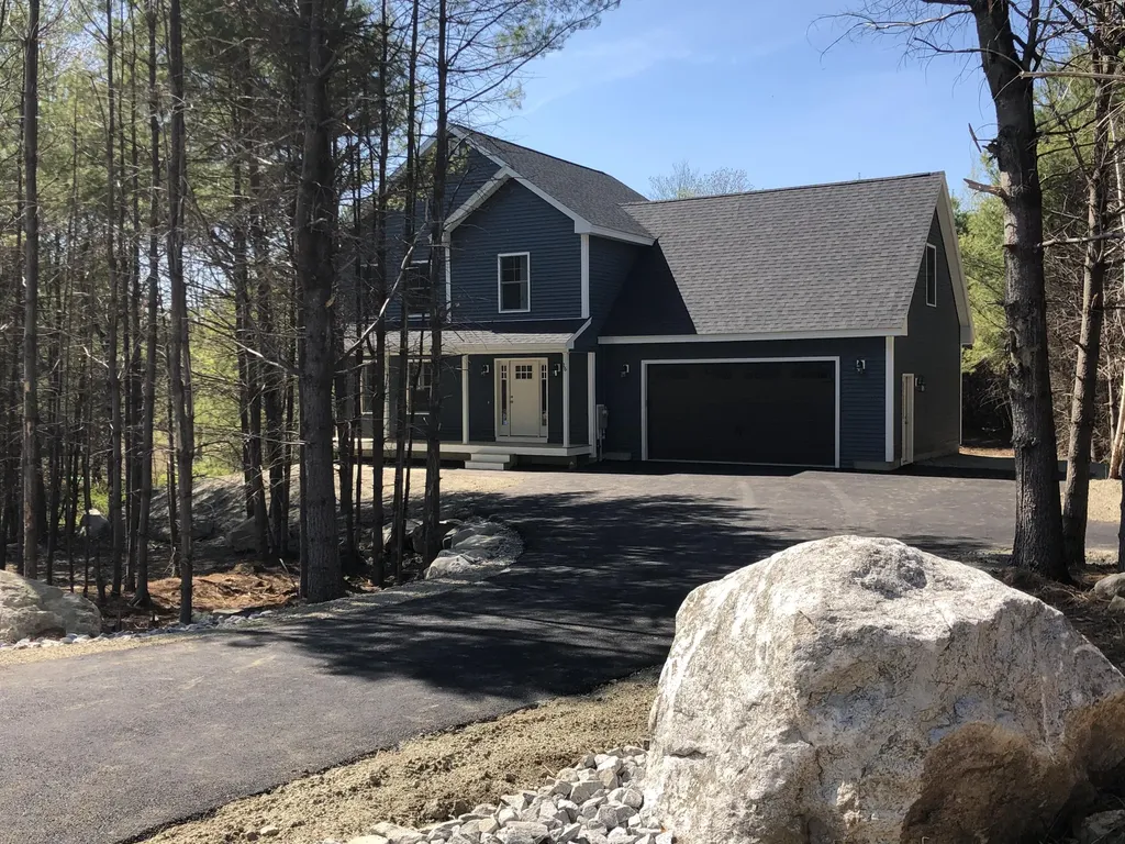17 Leonards Way Windham ME 04062
