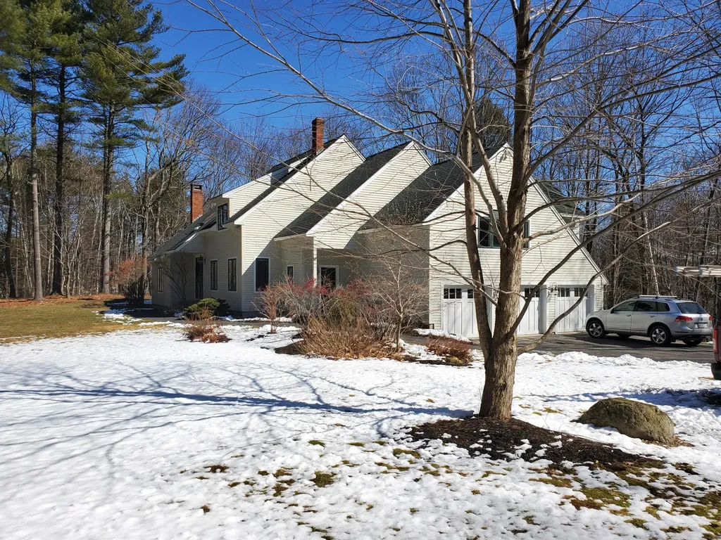 2 Fox Run Road Falmouth ME 04105