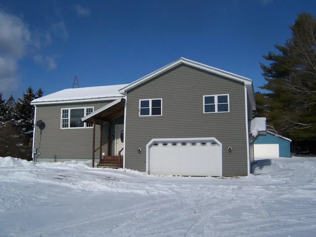 207 Shadagee Road Cornville ME 04976