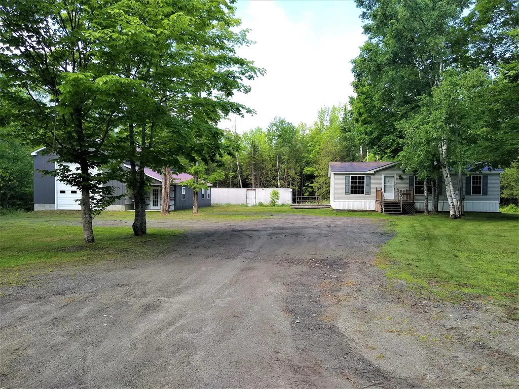 1284 Hill Road Canaan ME 04924