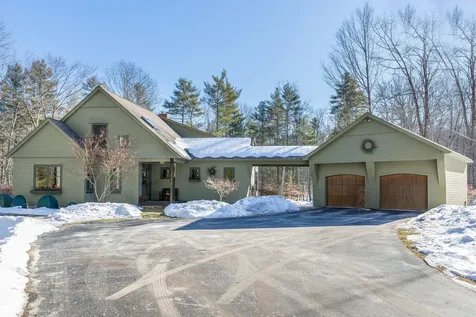 123 Leighton Road Pownal ME 04069