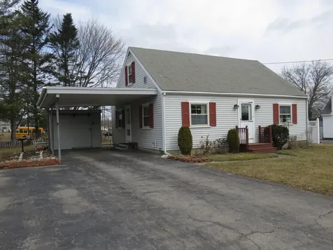 10 Harborside Terrace Owls Head ME 04854