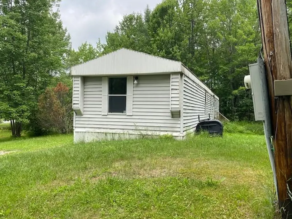 2311 Middle Road Sidney ME 04330