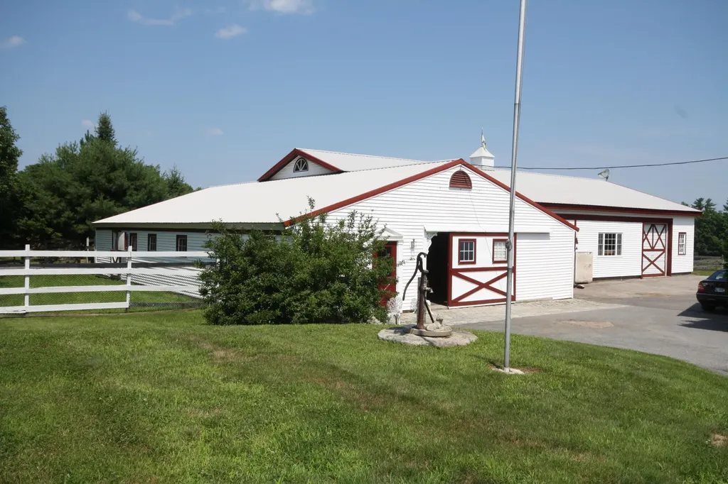 1606 Long Plains Road Buxton ME 04093