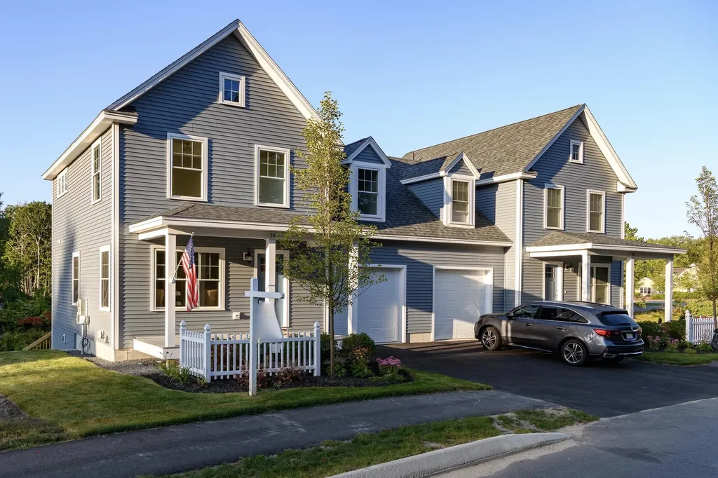 17 Webhannet Place Kennebunk ME 04043