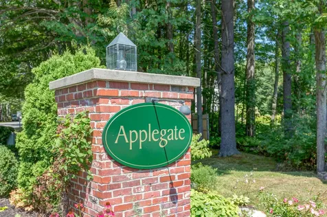 34 Applegate Lane Falmouth ME 04105