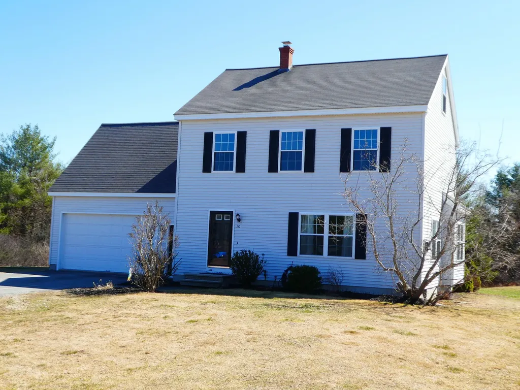 10 Straw Road Gorham ME 04038