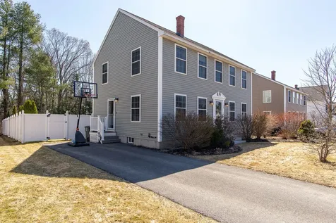 28 Wilson Drive Westbrook ME 04092
