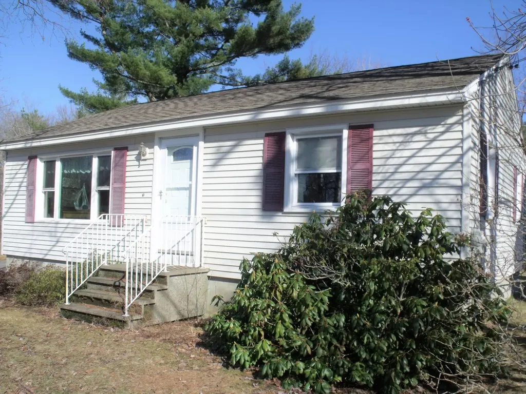 301 Park Road Westbrook ME 04092