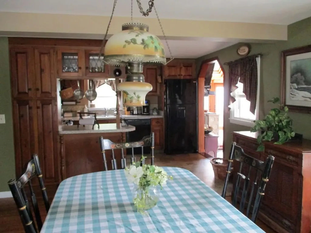 20 Sherwood Drive Auburn ME 04210