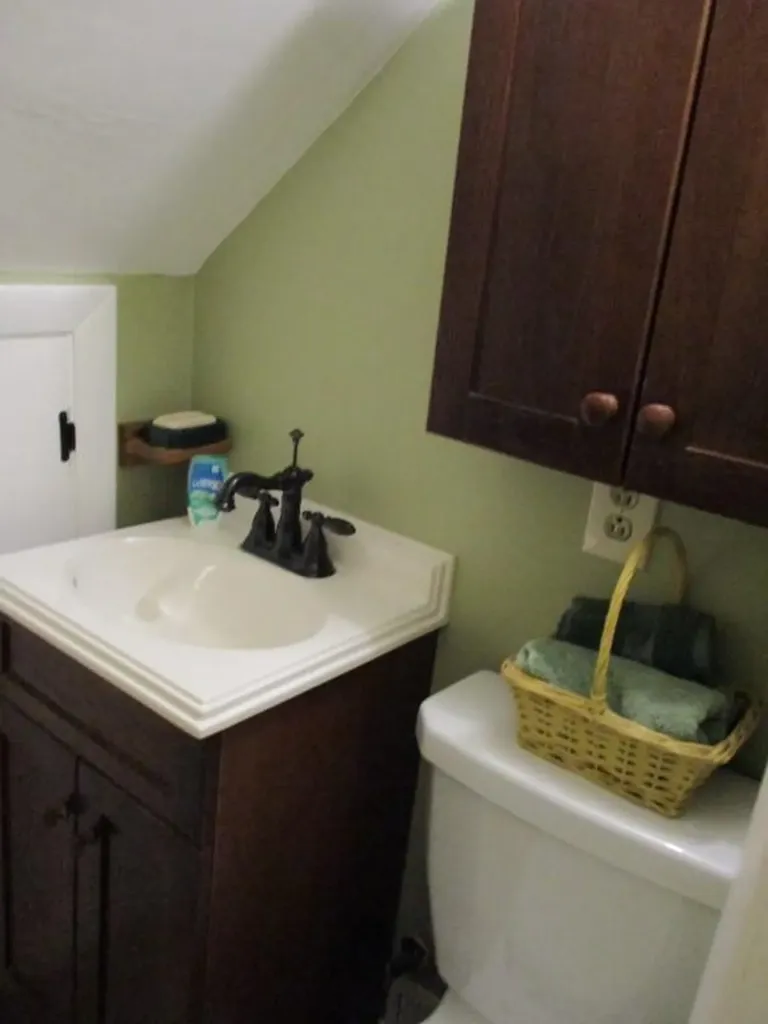 20 Sherwood Drive Auburn ME 04210