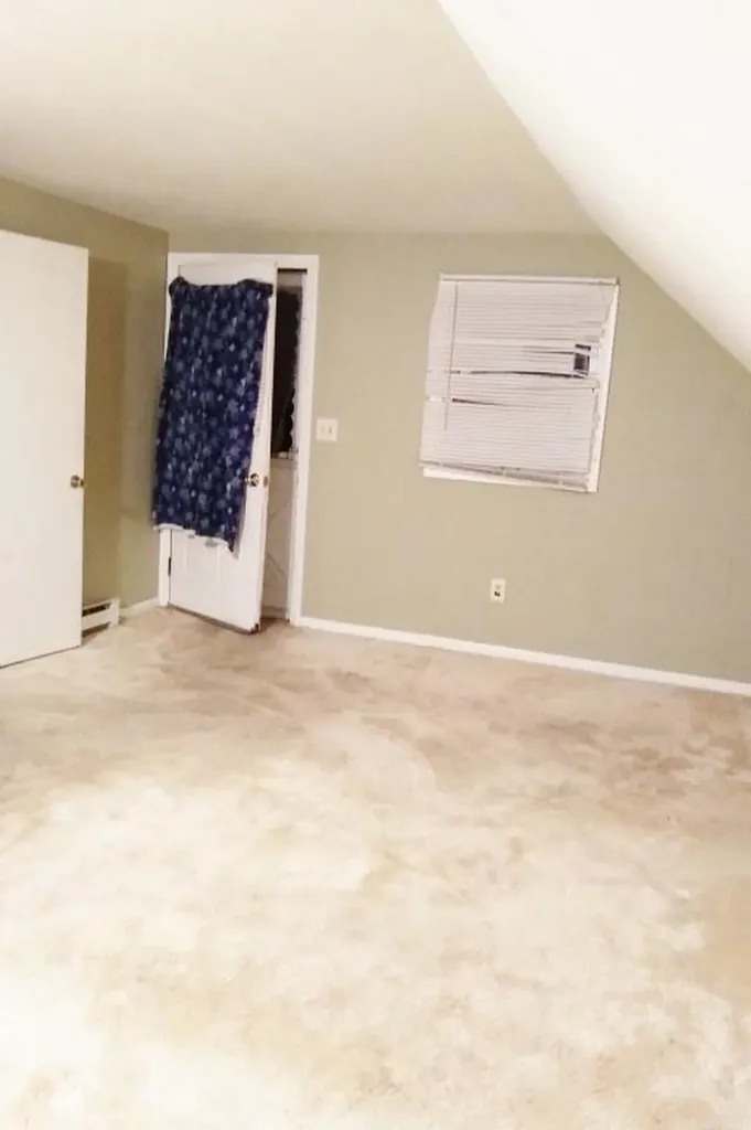 20 Sherwood Drive Auburn ME 04210