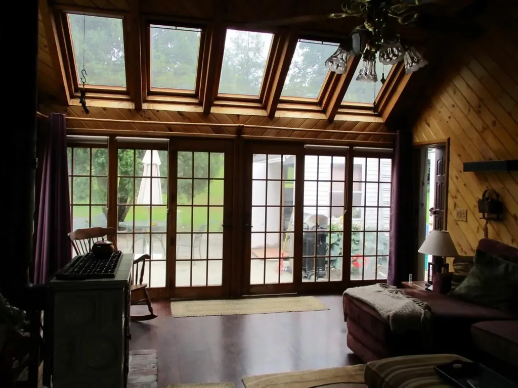 20 Sherwood Drive Auburn ME 04210