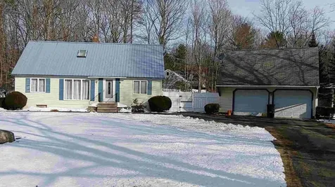 27 Meadow Hill Drive Farmingdale ME 04344