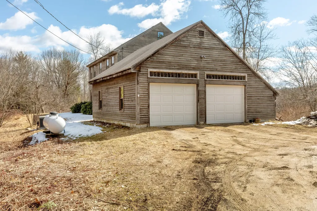 344 Blodgett Road Pittston ME 04345