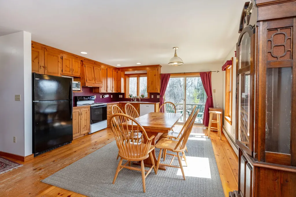 344 Blodgett Road Pittston ME 04345