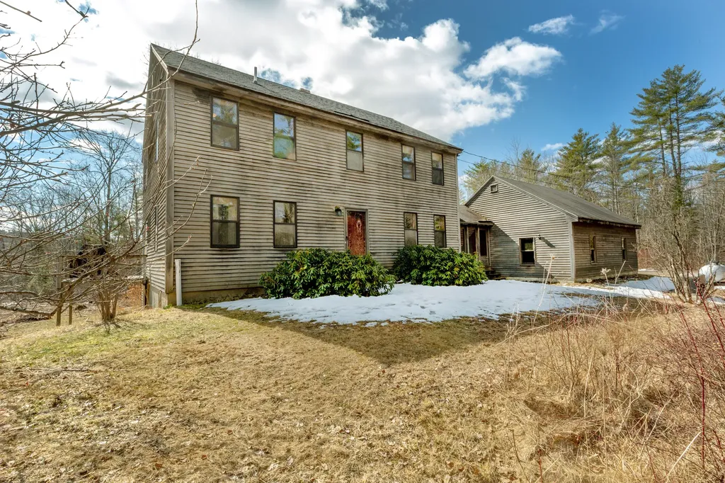 344 Blodgett Road Pittston ME 04345