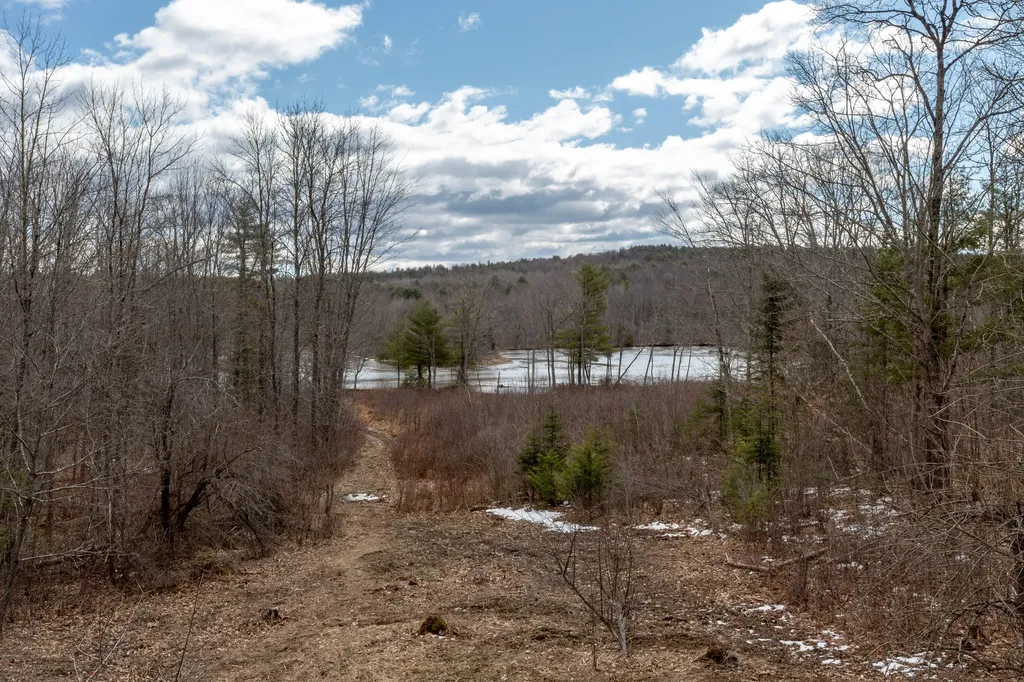 344 Blodgett Road Pittston ME 04345