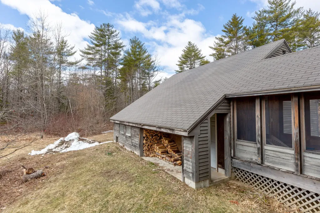 344 Blodgett Road Pittston ME 04345