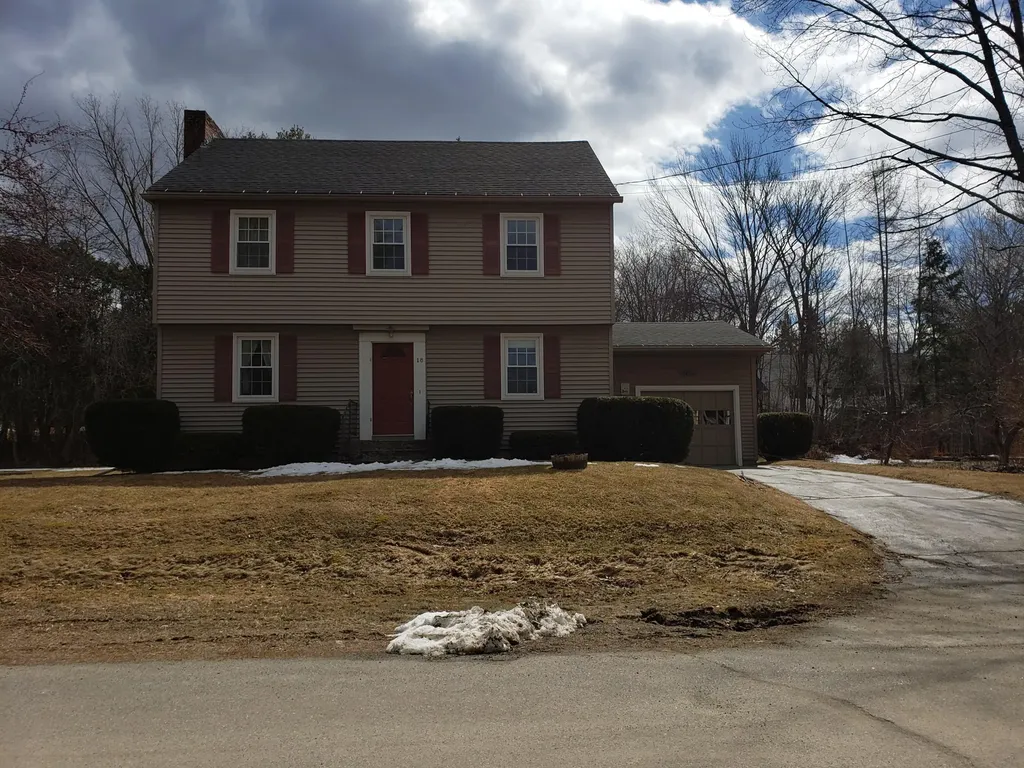 18 Glen Avenue Waterville ME 04901